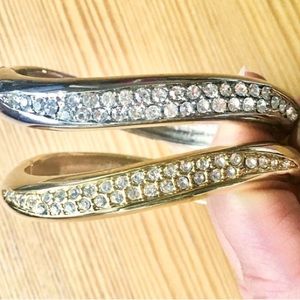 2 Bangle Bracelets. 1 Gold & 1 Silver w Rhinestones